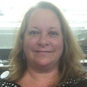 Meet your Posher, Renee'